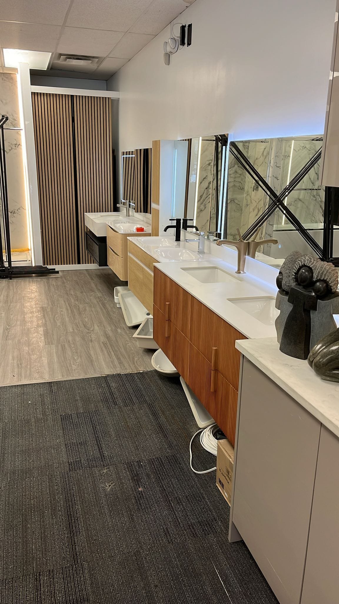 Modern Bathroom Vanity: Quality Guaranteed